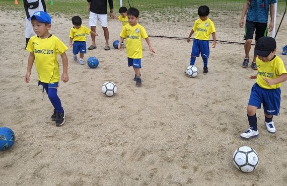 ３歳からサッカーを始めるなら、和歌山市のサッカースクールへ
